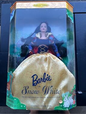 1998 Barbie Collectibles Snow White in Box never opened.